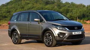 tata tata-hexa-2017-hexa-January, 2017.jpg